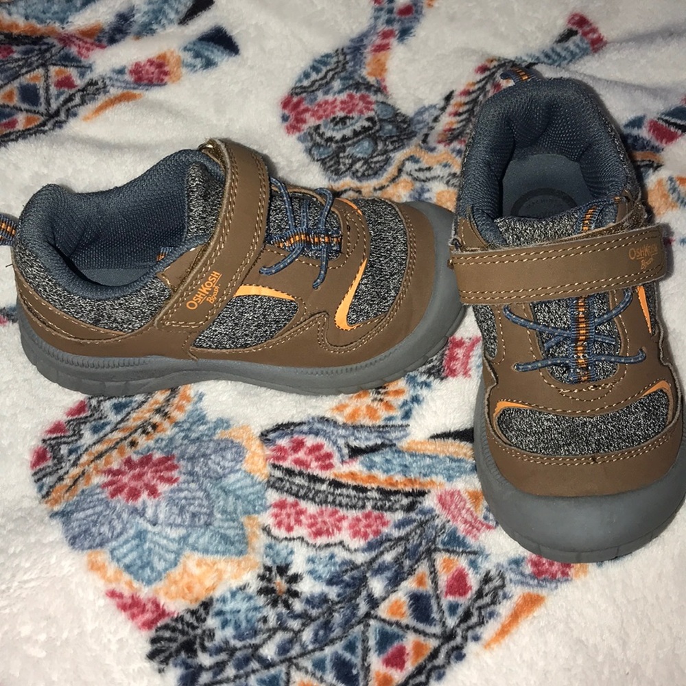 Kids shoes